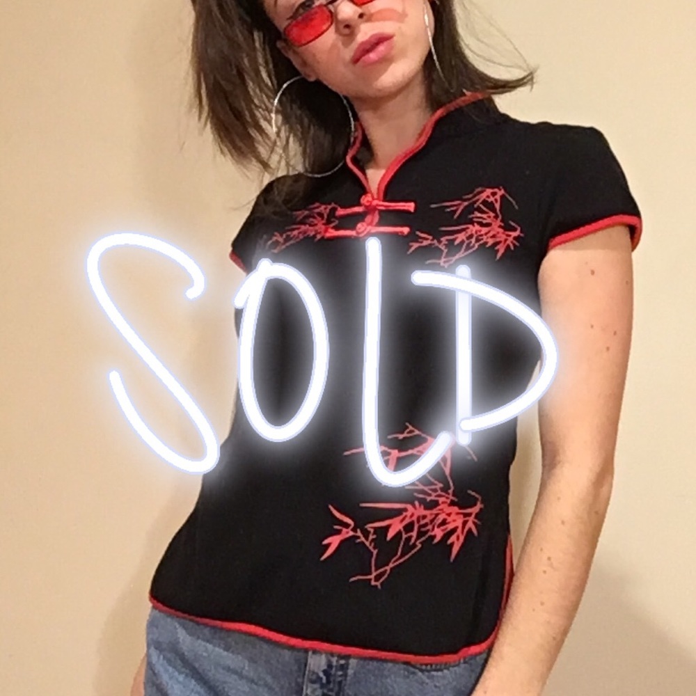 VINTAGE BLACK AND RED ASIAN BABY TOP 🎎❣️‼️